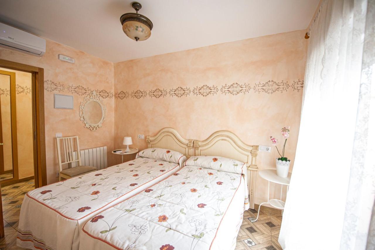 Hostal Paquita Madrid Exterior foto