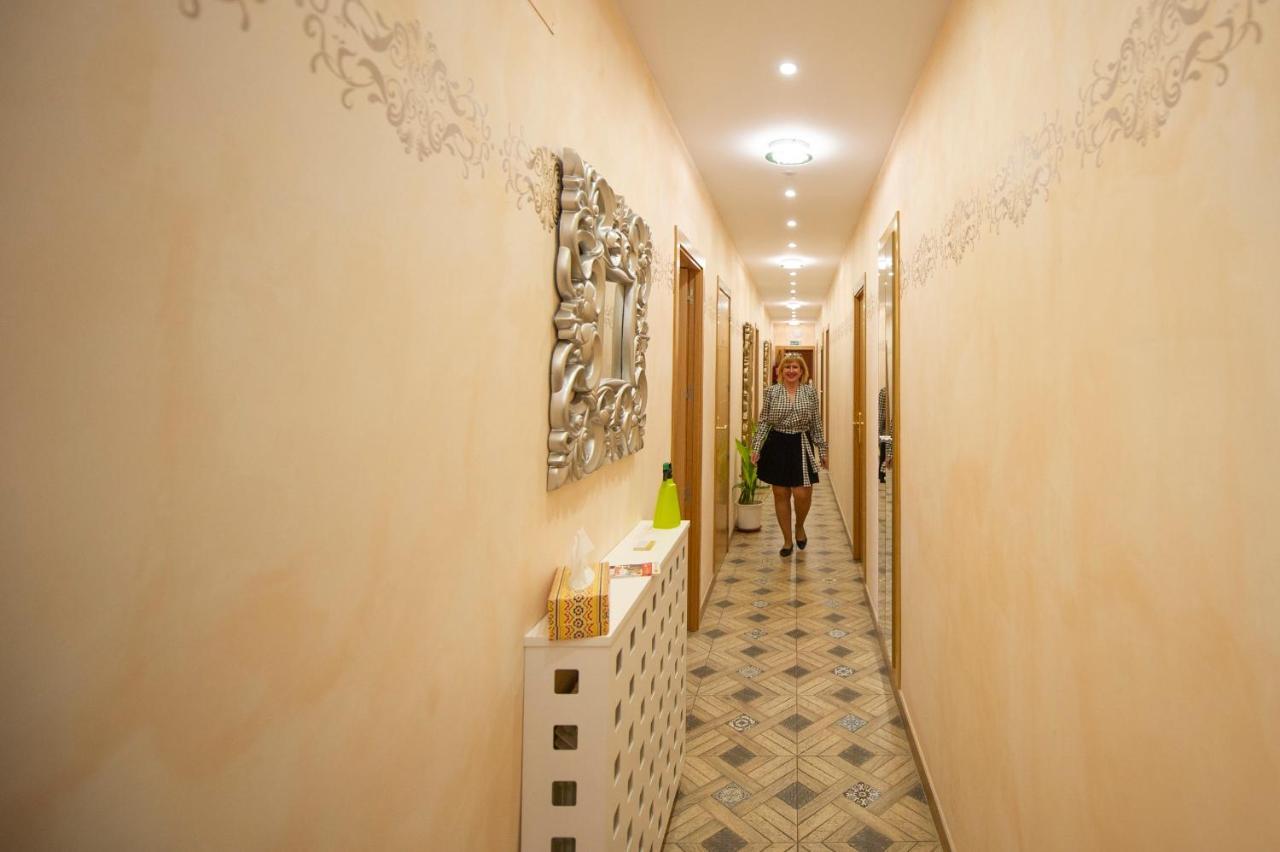 Hostal Paquita Madrid Exterior foto
