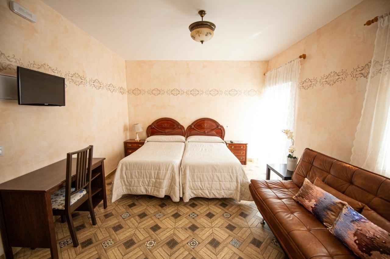 Hostal Paquita Madrid Exterior foto
