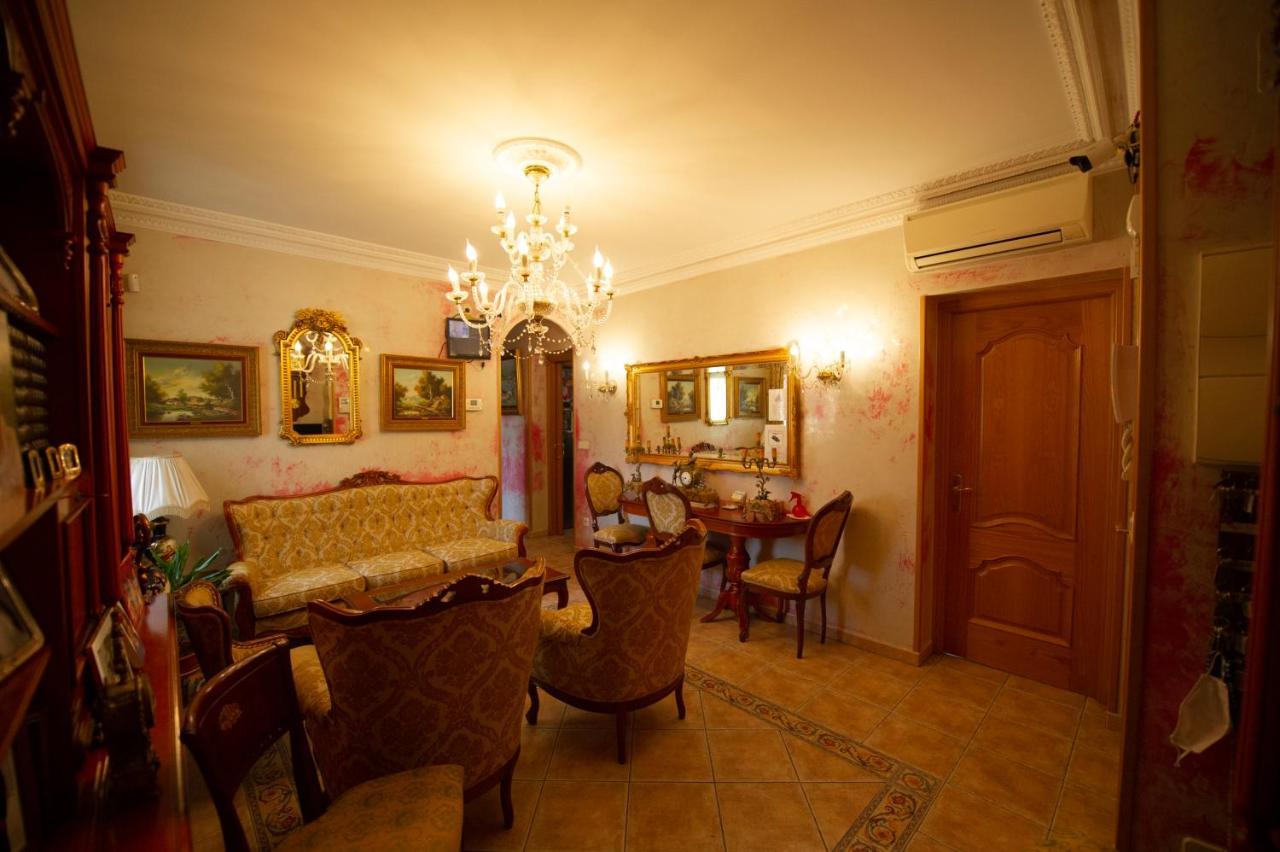 Hostal Paquita Madrid Exterior foto
