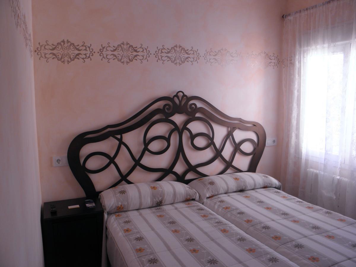 Hostal Paquita Madrid Exterior foto